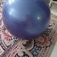 توپ پیلاتس به همراه تلمبه
