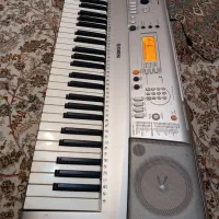 ارگ یاماها|پیانو، کیبورد، آکاردئون|صدرا-فارس, فاز ۲|دیوار