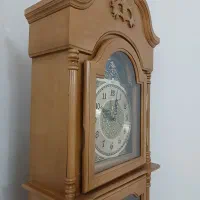 ساعت ایستاده کاملا سالم