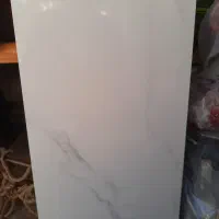 کاشی و چسب کاشی