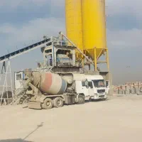 راننده میکسر..سرویس کار
