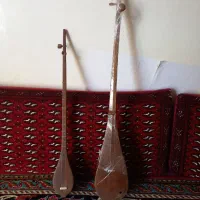 دوعدد سه تار درحدسالم کوچیک وبزرگ دوتایش ۸ت