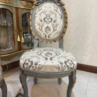 ۱۰ عدد صندلی و یک میز تک نهارخوری ۶ نفره