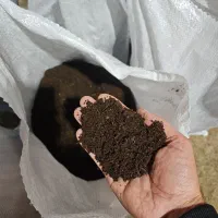 کود ورمی کمپوست کاملا ارگانیک با کیفیت تضمینی