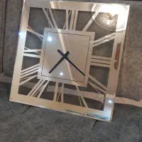 ساعت دیواری آینه ای