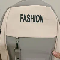 کیف کوله پشتی و کفش نو