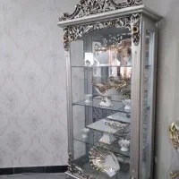 بوفه نقره ای طلایی کاملا سالم و تمیز|بوفه، ویترین، کنسول|تهران, شهرک ولیعصر جنوبی|دیوار
