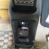 یک عدد اسپیکر پارتی باکس 320