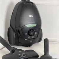 جاروبرقی AEG
