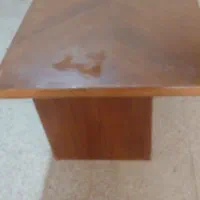 میز چوبی