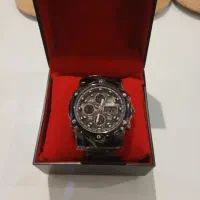 ساعت مچی عقربه ای و دیجیتال