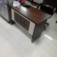 میز. کانتر. میز تحریر. میز دخل.