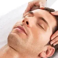 ماساژ توسط ماسور آقا برای آقایان
