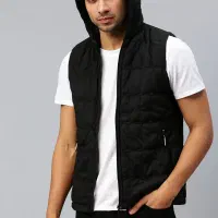 جلیقه پفکی با کلاهی مشکی|لباس|تهران, انبار نفت|دیوار