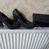 سایز۳۸  به ۳۹ هم میخوره