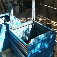 گلدان اهنی|گل مصنوعی|شیراز, دشت چنار|دیوار