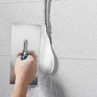 نقاش ماهر یا کارگر ساده نقاشی