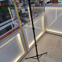 منوپاد ۳ پایه دار پرووان