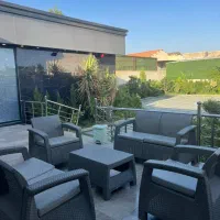 ویلا مدرن سه خواب استخردار شیک|اجارهٔ کوتاهمدت ویلا و باغ|چهارباغ, |دیوار