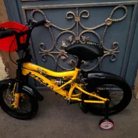 دوچرخه 16دو کمک