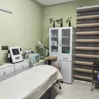 اجاره اتاق به لاینهای زیبایی|اجارهٔ دفتر کار، اتاق اداری، مطب|شیراز, معالی‌آباد|دیوار