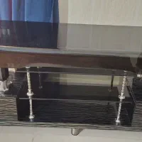 زیرتلوزیونی شیشه ای