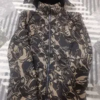 کاپشن فقط دوسه بار پوشیده شده