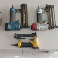 دو عدد میخکوب ومنگنه واورفرز