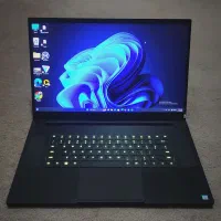 لپ‌تاپ ریزر بلید پرو(غول آمریکایی)