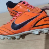 دو تا کفش فوتبال استوک و دبل|تجهیزات ورزشی|بهارستان, |دیوار