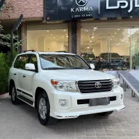 تویوتا لندکروز 2013