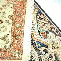 فرش کناره زمرد مشهد  ۴مترطول و یک متر عرض