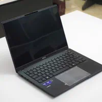 Asus vivibook 14 q423 16-512 همراه تجهیزات