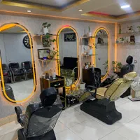 اجاره لاین های سالن زیبایی و نیازمند دستیار