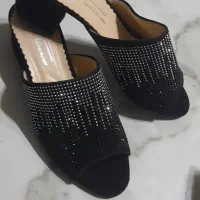 سندل  مشکی مجلسی  نو یه بارم استفاده  نشده