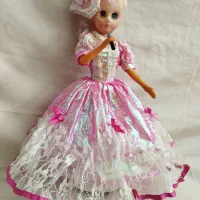 عروسک اوازه خوان