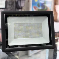 پروژکتور ۳۰۰وات