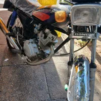 هندا۱۲۵ تیزتک کاران|موتورسیکلت|شیراز, کوشک میدان|دیوار