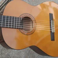 گیتار یاماها c40