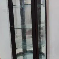 بوفه شیشه ای