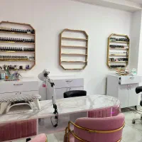 نیازمندناخنکار،مژه کار،پاکسازی پوست