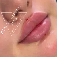 ژل بوتاکس و میکاپ، شینیون ، ناخن ،مژ ،