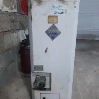 یک عدد آبگرمکن ۶۰لیتری