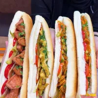 همکار آقا جهت کار در دکه ساندویچی نیازمندیم|استخدام خدمات فروشگاه و رستوران|سنقر, |دیوار