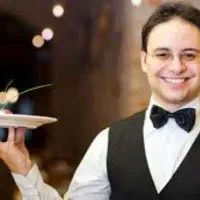 آگهی استخدام میزبان رستوران و صندوق دار