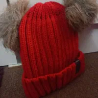 کلاه پوم پومی زیبا