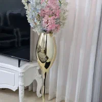 گلدون و آباژور