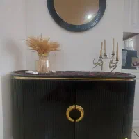 آینه و کنسول پذیرایی در حد نو