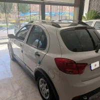 کوییک Rسفید مشکی 1403