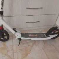 اسکوتر. دوچرخه. اسکیت  لگ شلوار ورزشی .کفش اسپورت